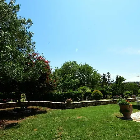 Rose Garden Agios Ioannis (Corfu)